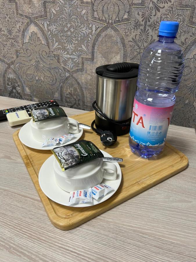 Deluxe Plaza Hotell Almaty Eksteriør bilde